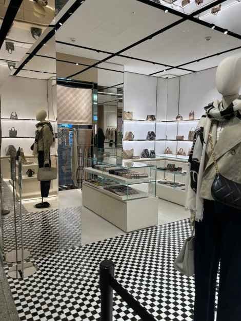 Burberry - Shinsegae Department Store Times Square Branch [Tax Refund Shop] (버버리 신세계백화점 타임스퀘어점)