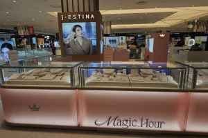 J.Estina - Lotte Department Store Ansan Branch [Tax Refund Shop](제이에스티나 롯데백화점 안산점)