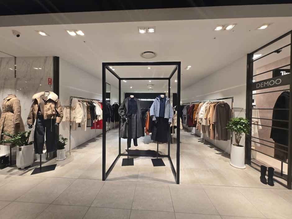 DEMOO - Hyundai Outlets Garden Five Branch [Tax Refund Shop](데무 현대아울렛 가든파이브점)