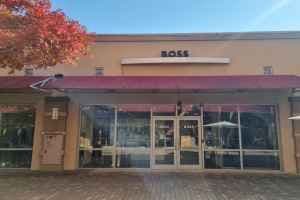 Hugo Boss - Shinsegae Simon Premium Outlets Yeoju Branch [Tax Refund Shop](휴고보스 신세계사이먼프리미엄아울렛 여주점)