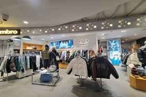 엄브로 두타몰점