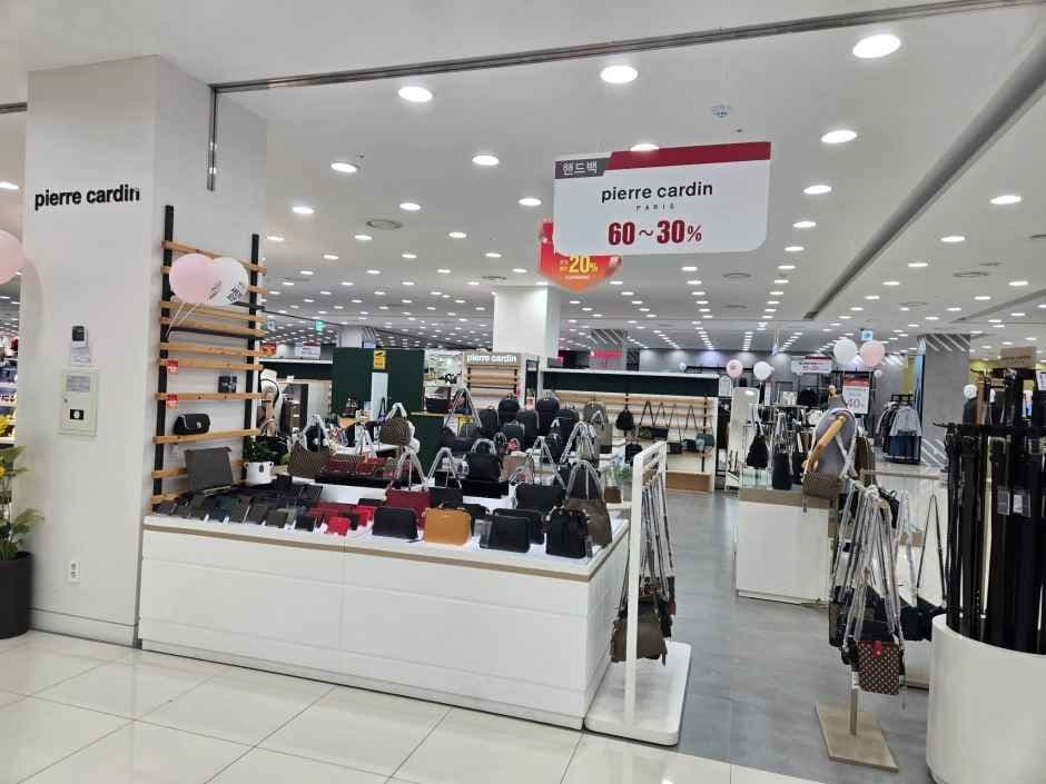 Pierre Cardin - MODA Outlet Guri Namyangju Branch [Tax Refund Shop](피에르가르뎅 핸드백 모다아울렛 구리남양주점)