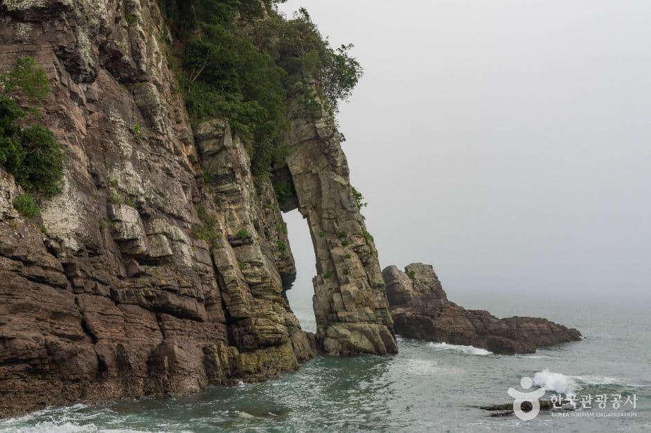 남일대 코끼리 바위