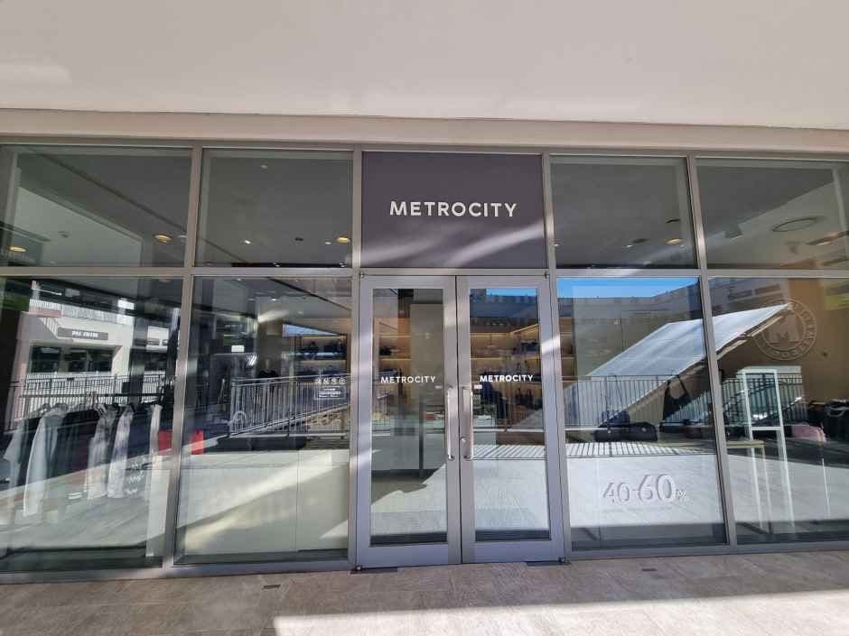 Metrocity - LOTTE Premium Outlets Icheon Branch [Tax Refund Shop](메트로시티 롯데프리미엄아울렛 이천점)