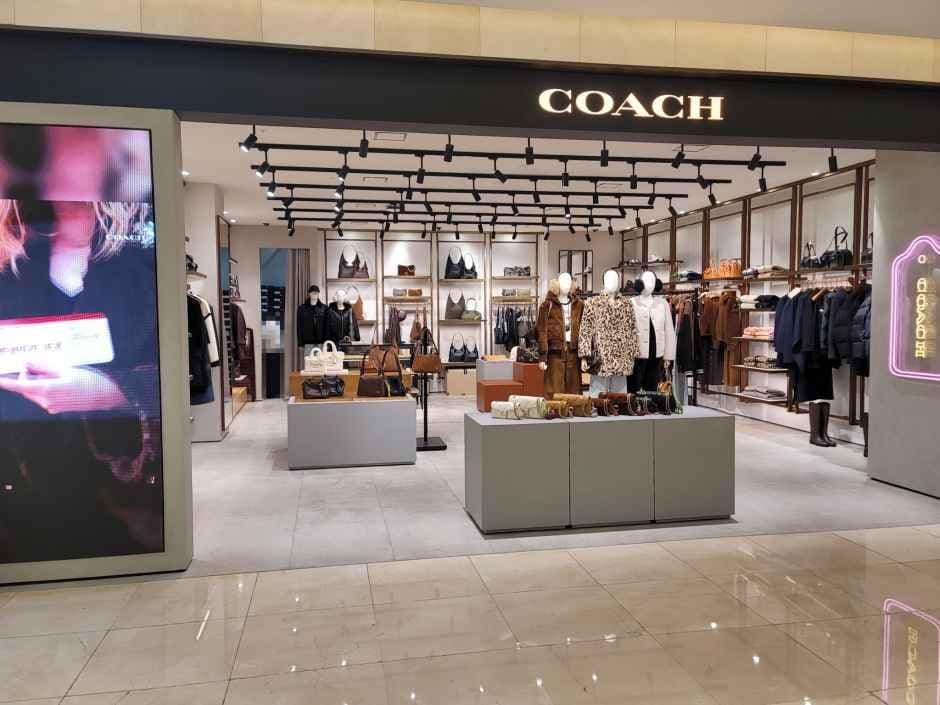 Coach - Hyundai Department Store Trade Center Branch [Tax Refund Shop](코치 현대백화점 무역센터점)
