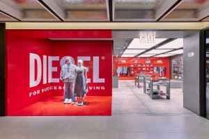 DIESEL - Galleria Department Store Luxury Hall WEST Branch [Tax Refund Shop] (디젤 갤러리아백화점 명품관 WEST점)