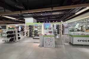Crocs - Hyundai Outlets Dongdaemun Branch [Tax Refund Shop](크록스 현대아울렛 동대문점)