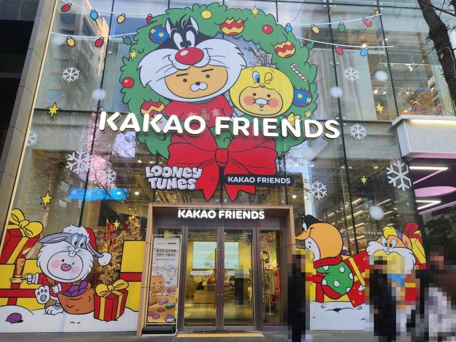 KAKAO FRIENDS Hongdae Flagship Store [Tax Refund Shop](카카오프렌즈 홍대플래그십 스토어)