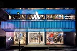 adidas Brand Flagship Seoul [Tax Refund Shop](아디다스 브랜드 플래그십 서울)