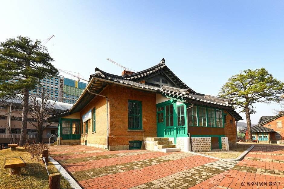 청주 탑동 양관