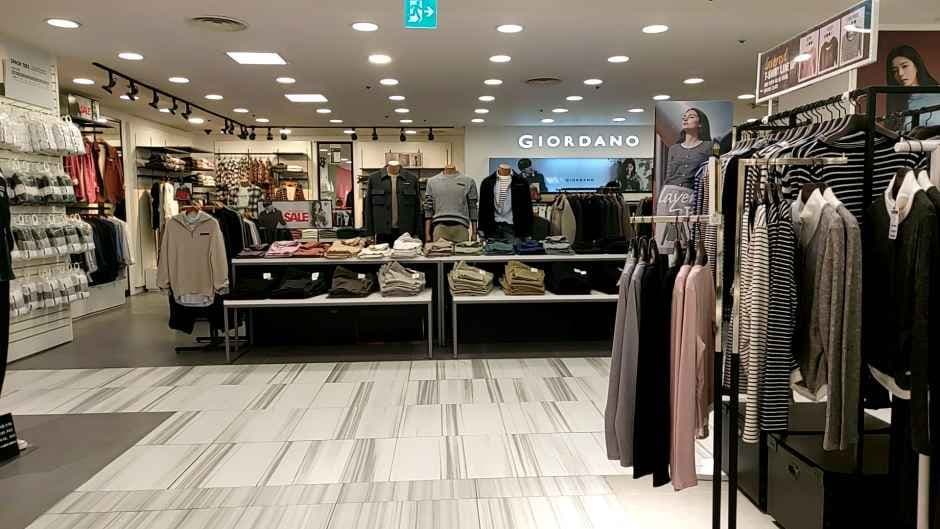 Giordano - Newcore Outlets - Pyeongchon Branch [Tax Refund Shop](지오다노 뉴코아아울렛 평촌점)