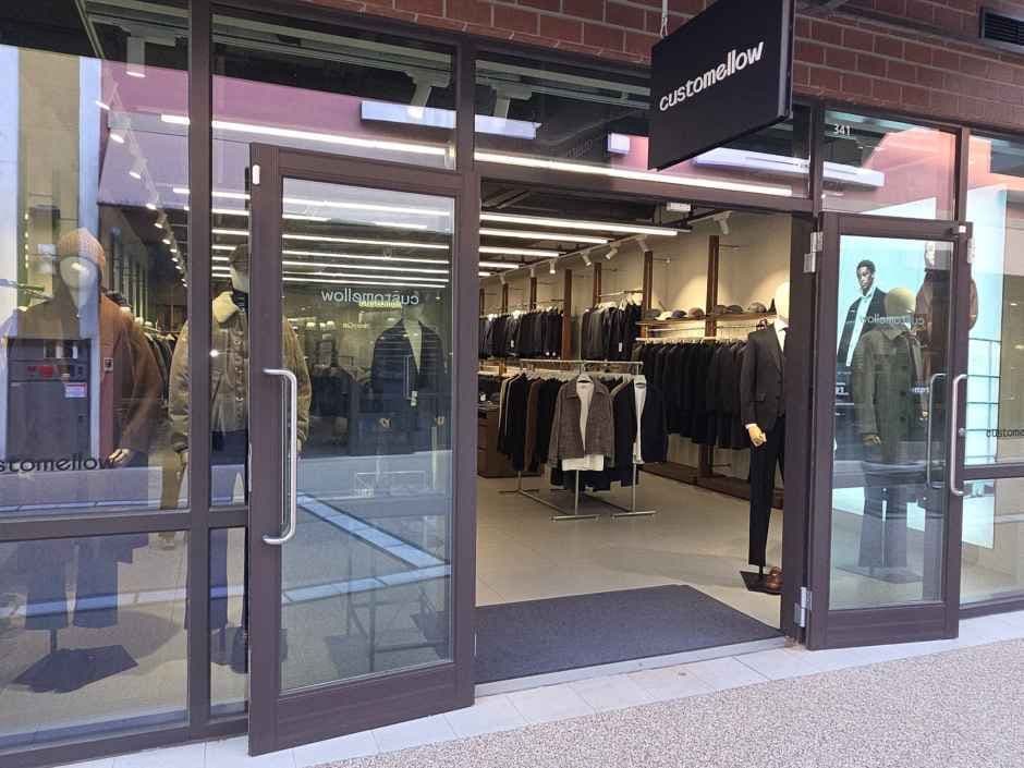 Kolon Customellow - Shinsegae Simon Premium Outlets Paju Branch [Tax Refund Shop](커스텀멜로우 신세계사이먼프리미엄아울렛 파주점)