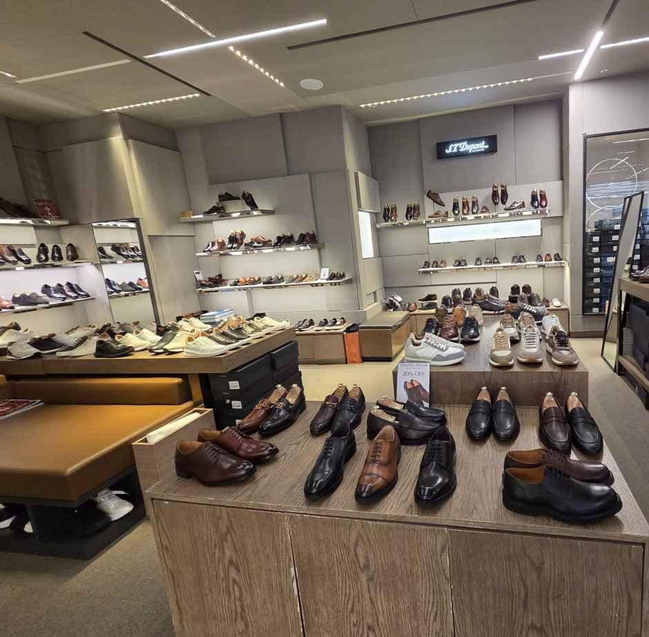 S.T. Dupont Shoes Shinsegae Department Store Main Branch [Tax Refund Shop](듀퐁슈즈 신세계백화점 본점)