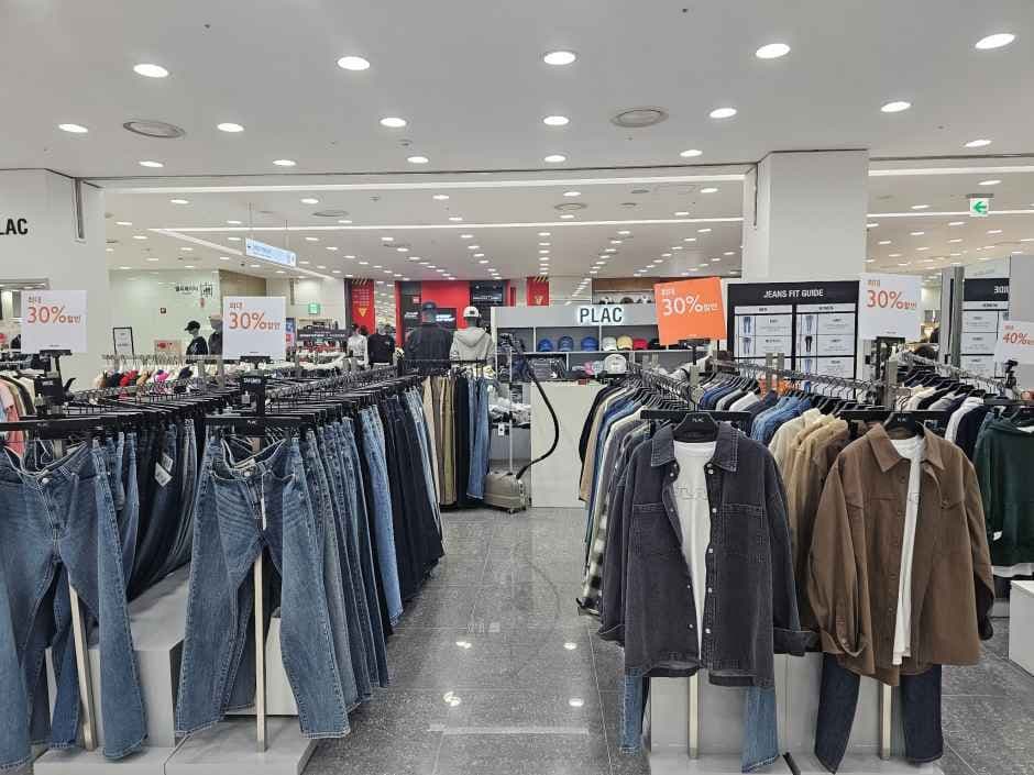 Plac - MODA Outlet Incheon Branch [Tax Refund Shop]  (플랙 모다아울렛 인천점)(플랙 모다아울렛 인천점)