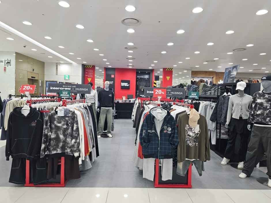 Intercrew - MODA Outlet Incheon Branch [Tax Refund Shop]  (인터크루 모다아울렛 인천점)(인터크루 모다아울렛 인천점)