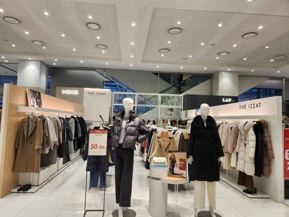 D/Demoo - Lotte Outlets Gwanggyo Branch [Tax Refund Shop] (디데무 롯데아울렛 광교점)