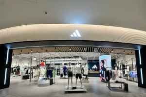 Adidas - Lotte Mall Suji Branch [Tax Refund Shop] (아디다스 롯데몰 수지점)