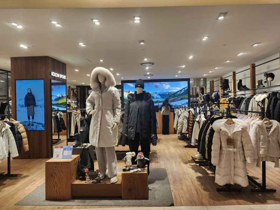 Kolon Sport - AK Plaza Suwon Branch [Tax Refund Shop](코오롱스포츠 AK플라자 수원점)