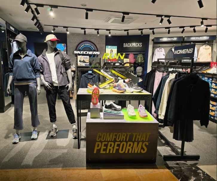 Skechers - LOTTE Outlet Gwangju World Cup Branch [Tax Refund Shop] (스케쳐스 롯데아울렛 광주월드컵점)