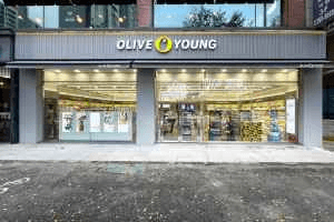 Olive Young - Suwon Cheoncheon Branch [Tax Refund Shop](올리브영 수원천천점)