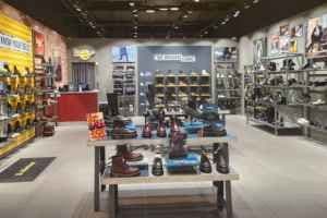 Dr. Martens - Starfield Goyang Branch [Tax Refund Shop] (닥터마틴 스타필드 고양점)