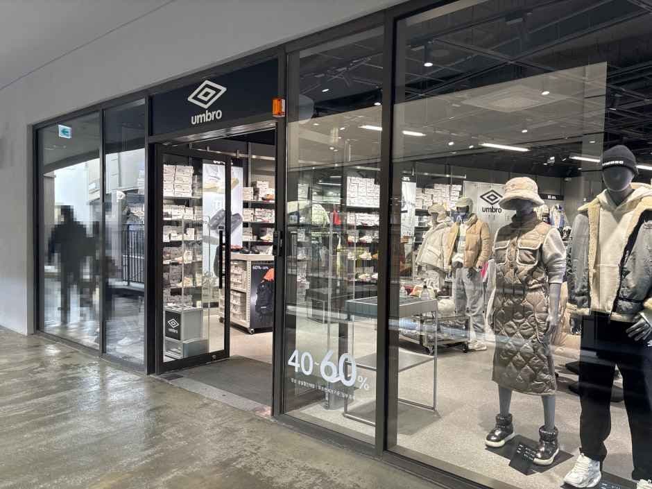 Umbro - LOTTE Premium Outlets LOTTE Premium Outlets Dongbusan Branch [Tax Refund Shop](엄브로 롯데프리미엄아울렛 동부산점)