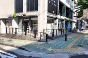 Olive Young - Hapjeong Café Street Branch [Tax Refund Shop](올리브영 합정카페거리점)