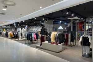 Adidas - LOTTE Outlet Gwangju World Cup Branch [Tax Refund Shop] (아디다스 롯데아울렛 광주월드컵점)