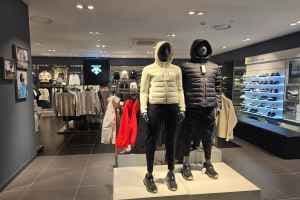Descente - Hyundai Outlet Garden Five Branch [Tax Refund Shop] (데상트 현대아울렛 가든파이브점)