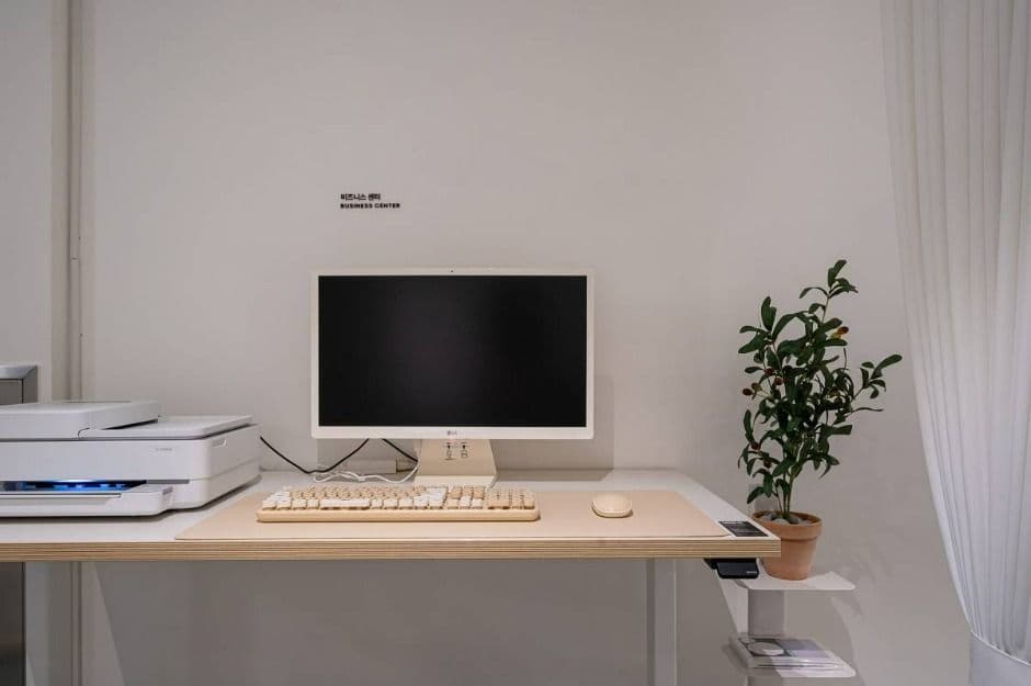 Photo 3