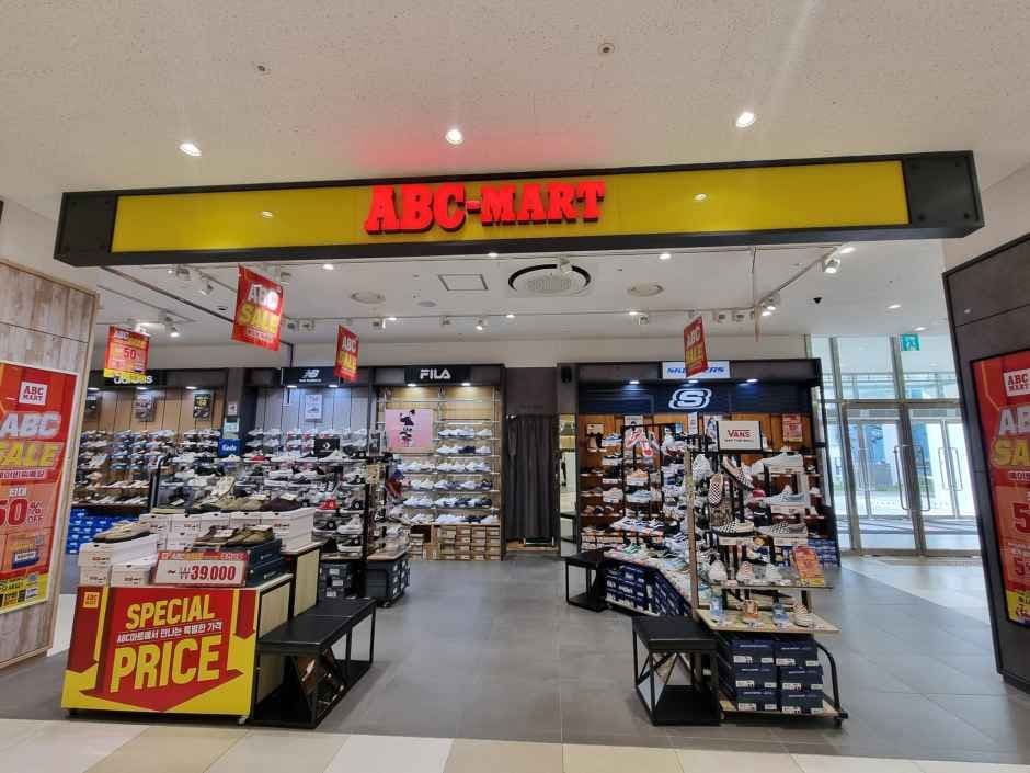 ABC마트 ST 롯데프리미엄아울렛 이천점