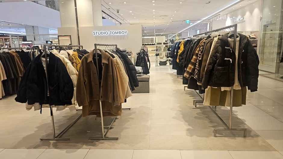 TOMBOY - Lotte Department Store Pyeongchon Branch [Tax Refund Shop](톰보이 롯데백화점 평촌점)
