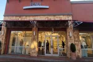 Fendi - Shinsegae Simon Premium Outlets Yeoju Branch [Tax Refund Shop] (펜디 신세계사이먼프리미엄아울렛 여주점)