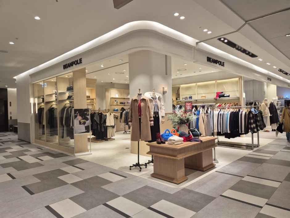 BEANPOLE Ladies - Shinsegae Art & Science Branch [Tax Refund Shop] (빈폴레이디스 대전신세계 Art&Science점)