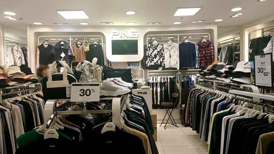 Ping - Newcore Outlets - Pyeongchon Branch [Tax Refund Shop](핑 뉴코아아울렛 평촌점)