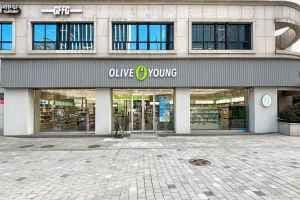 Olive Young - Hakdong Jungang Branch [Tax Refund Shop] (올리브영 학동중앙점)