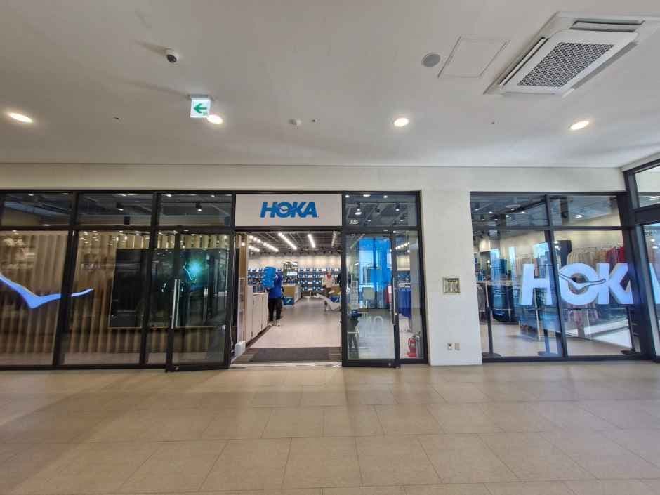 HOKA - Hyundai Premium Outlets Gimpo Branch [Tax Refund Shop] (호카 현대프리미엄아울렛 김포점)