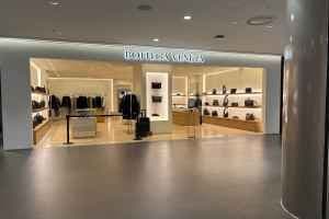 Bottega Veneta Men Shinsegae Department Store Centum City Branch [Tax Refund Shop](보테가베네타남성 신세계백화점 센텀시티점)