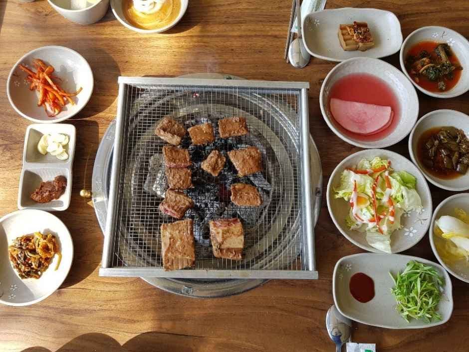 이동강변갈비