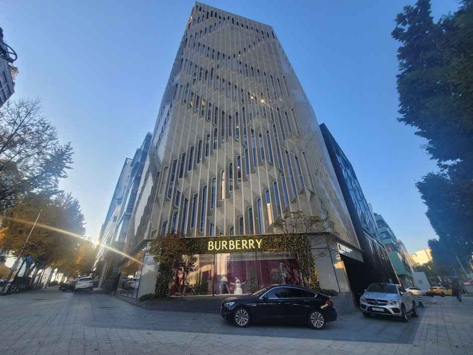 BURBERRY Korea [Tax Refund Shop](버버리코리아)