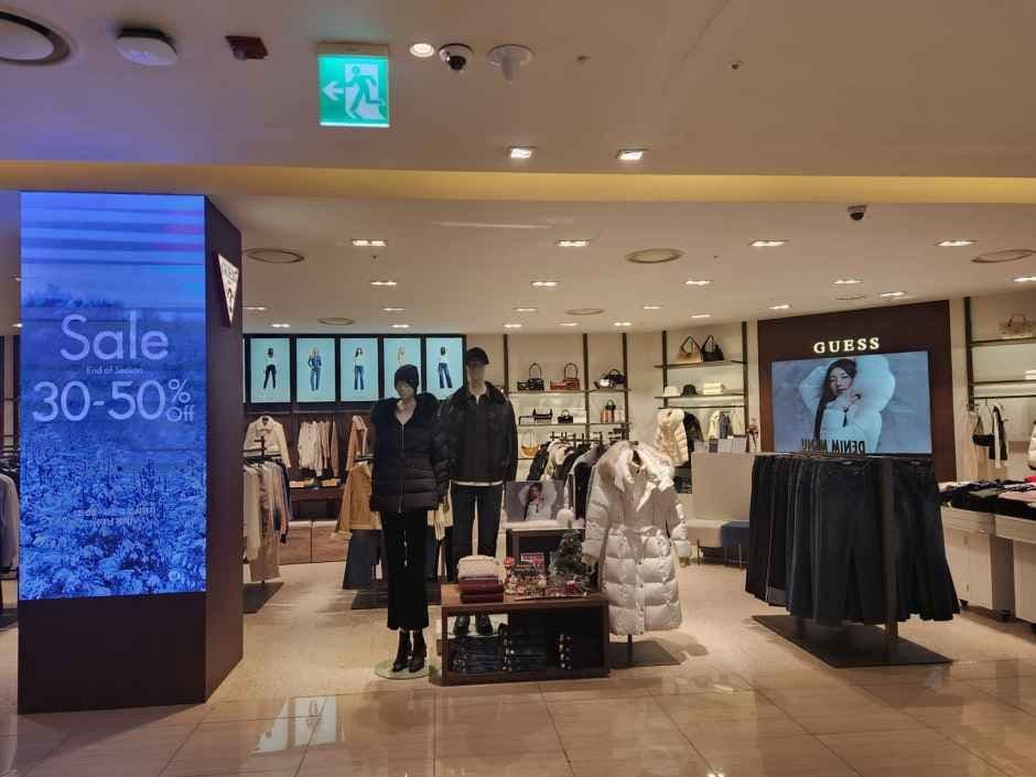 게스 AK플라자 수원점