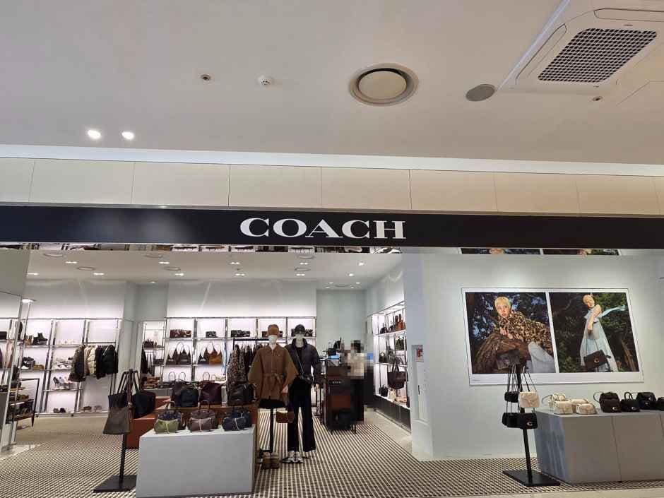 Coach - LOTTE Department Store Incheon Branch [Tax Refund Shop] (코치 롯데백화점 인천점)