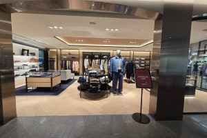 Hugo Boss - Lotte Department Store Main Branch [Tax Refund Shop](휴고보스 롯데백화점 본점)
