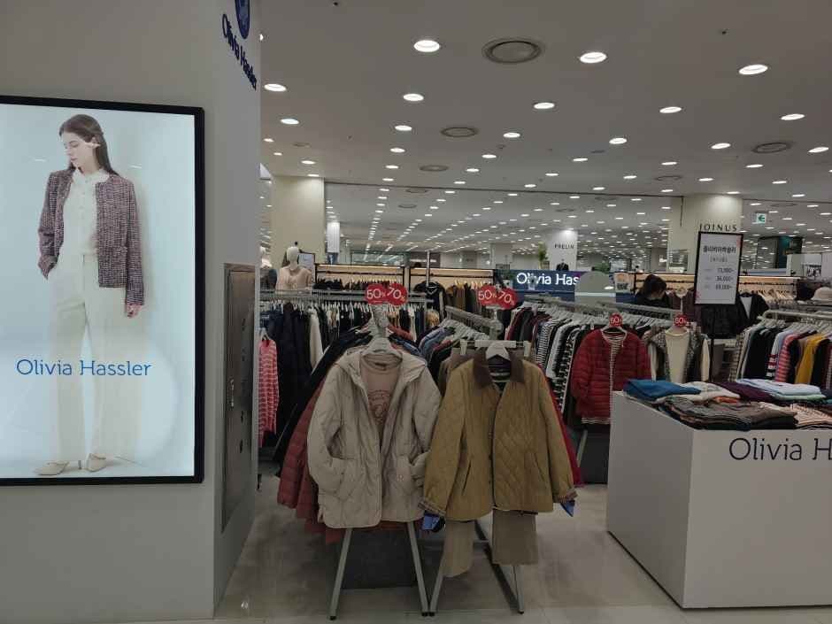 Olivia Hassler - MODA Outlet Incheon Branch [Tax Refund Shop]  (올리비아하슬러 모다아울렛 인천점)(올리비아하슬러 모다아울렛 인천점)