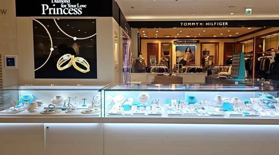 Princess - LOTTE Department Store Pyeongchon Branch [Tax Refund Shop] (프린세스 롯데백화점 평촌점)