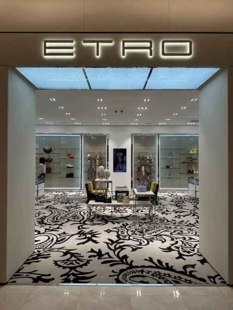 Etro - Lotte Department Store Jamsil Branch [Tax Refund Shop] (에트로 롯데백화점 잠실점)