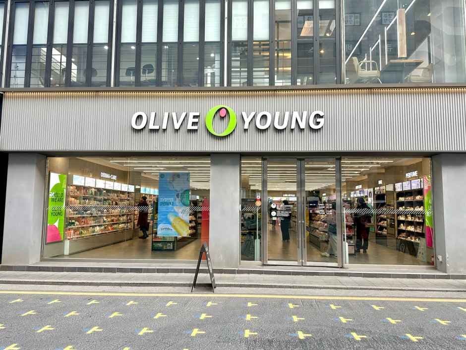 Olive Young - Singangnam Branch [Tax Refund Shop](올리브영 신강남점)