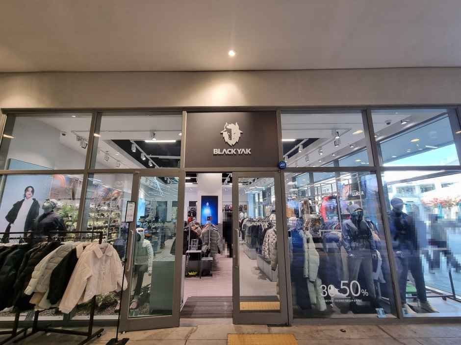 Black Yak - LOTTE Premium Outlets Icheon Branch [Tax Refund Shop](블랙야크 롯데프리미엄아울렛 이천점)