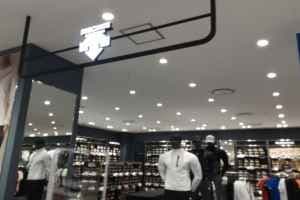 Descente - LOTTE Outletss Namak Branch [Tax Refund Shop] (데상트 롯데아울렛남악점)
