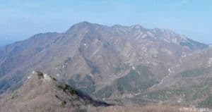 덕태산